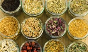 10-healing-herbs-used-in-teas_featured_article_628x371